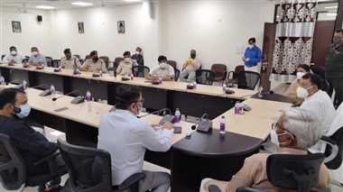 SHAHDOL : कोरोना तांडव के बाद शासन-प्रशासन की टूटी तंद्रा, मंत्री ने बैठक लेकर दिये कई निर्देश